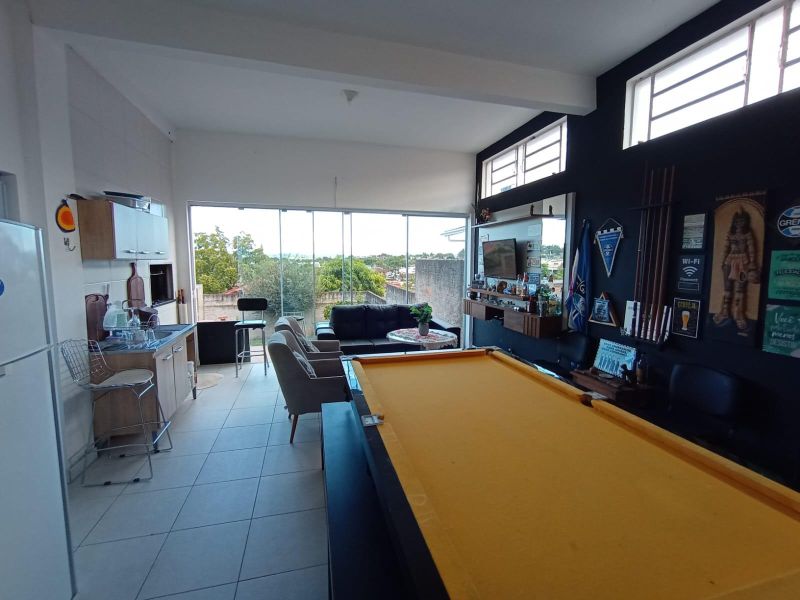 Casa com 2 quartos, 3 banheiros e 165m² à venda no bairro Petropolis, Taquara