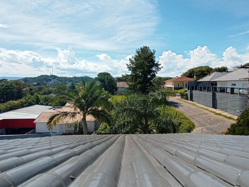 Casa com 2 quartos, 3 banheiros e 165m² à venda no bairro Petropolis, Taquara