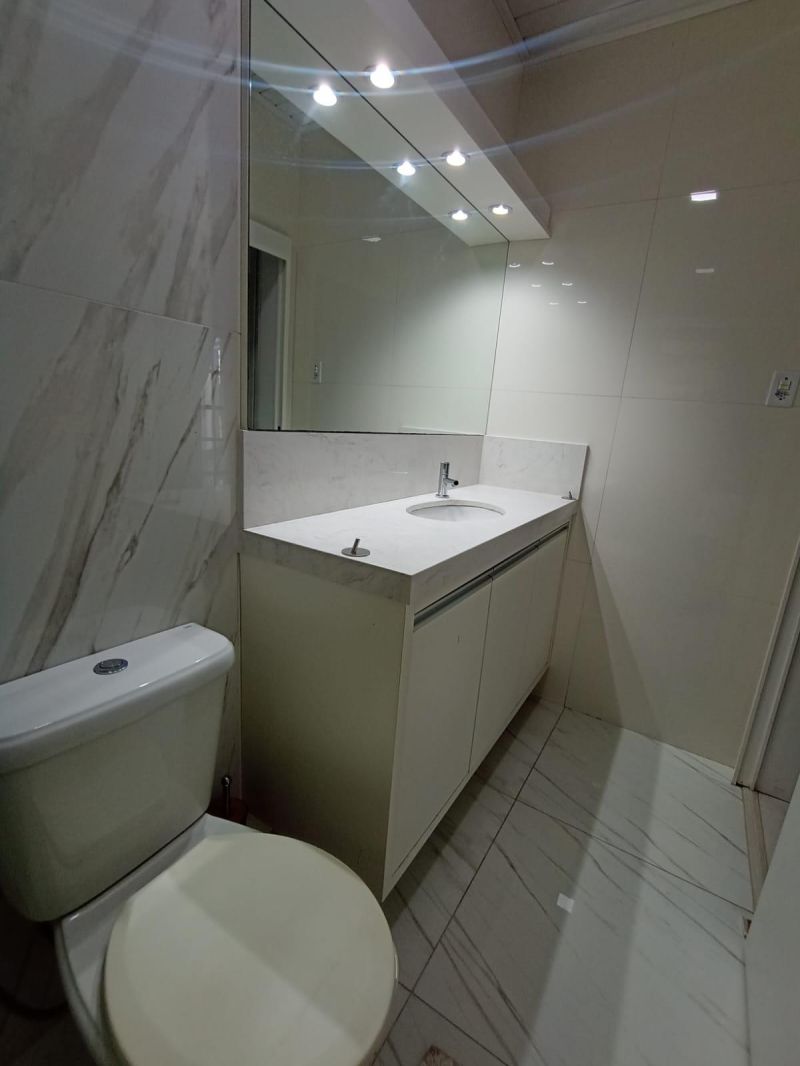 Casa com 2 quartos, 3 banheiros e 165m² à venda no bairro Petropolis, Taquara