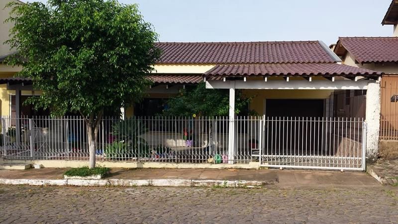 Casa com 3 quartos, 3 banheiros e 120m² à venda no bairro Petropolis, Taquara