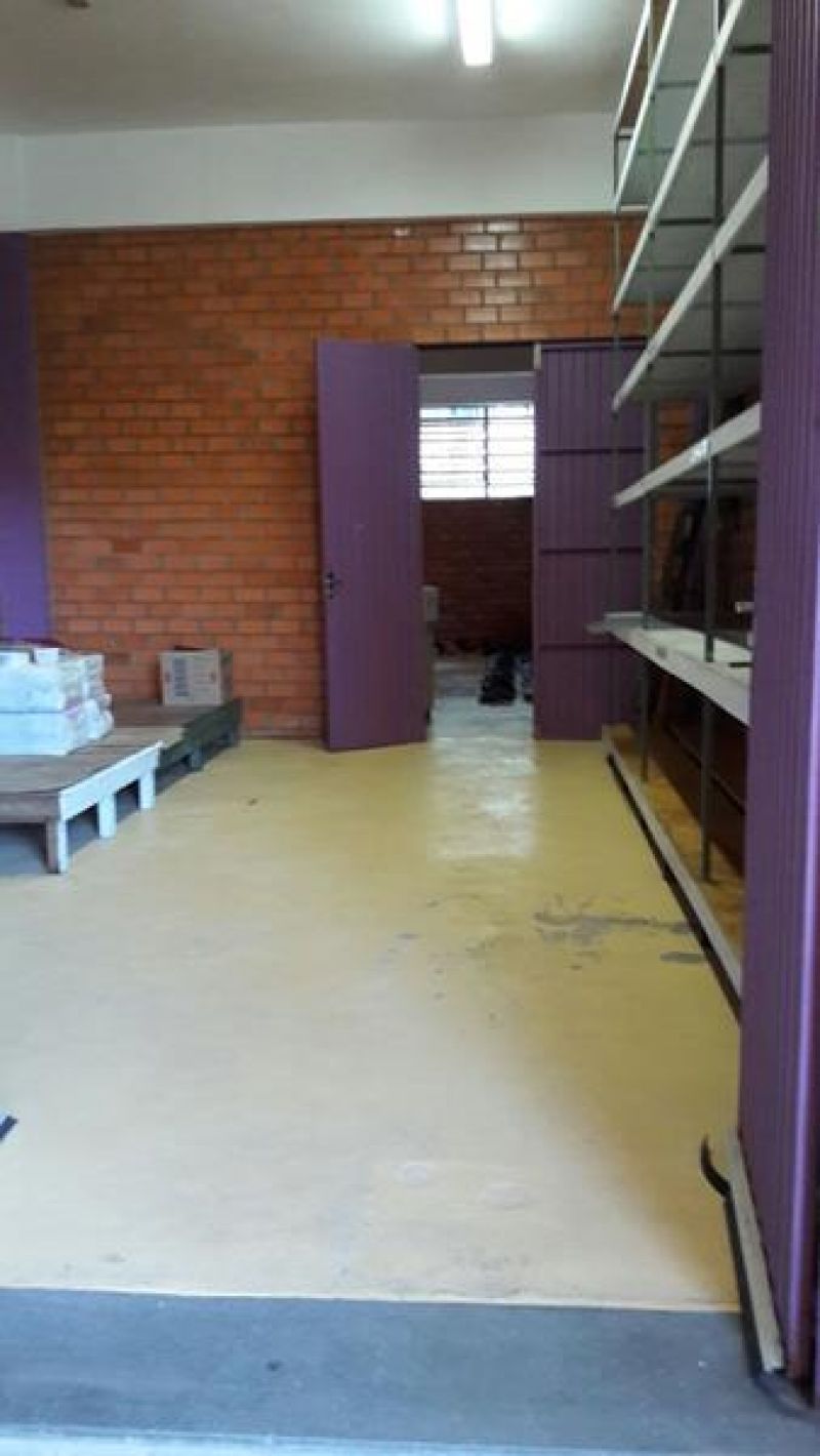 Pavilhao à venda no bairro Petropolis, Taquara