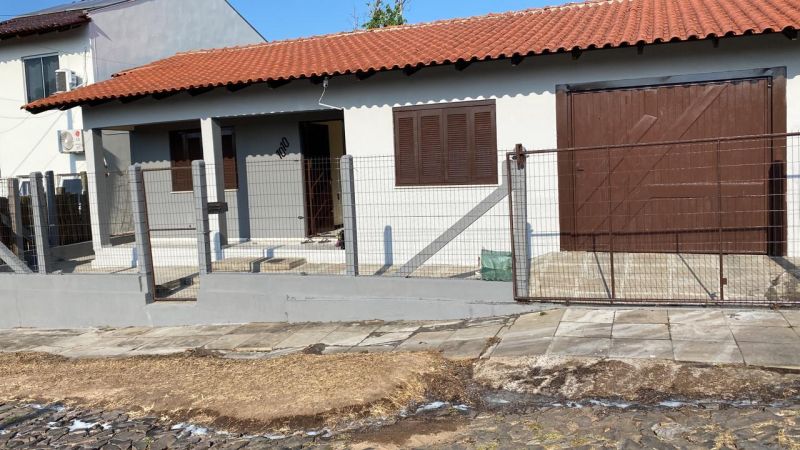 Casa com 2 quartos e 1 banheiro à venda no bairro Petropolis, Taquara