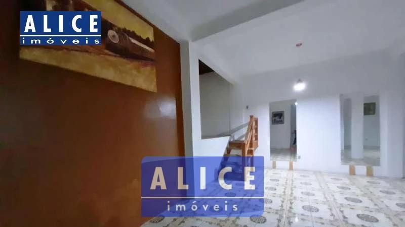 Casa com 2 quartos, 2 banheiros e 132m² à venda no bairro Centro, Taquara