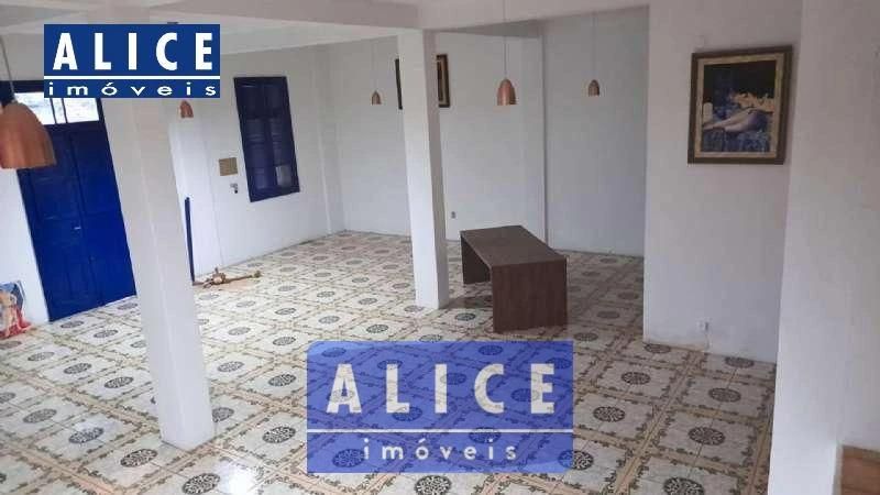 Casa com 2 quartos, 2 banheiros e 132m² à venda no bairro Centro, Taquara