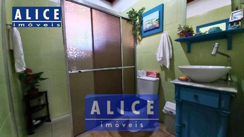 Casa com 2 quartos, 2 banheiros e 132m² à venda no bairro Centro, Taquara