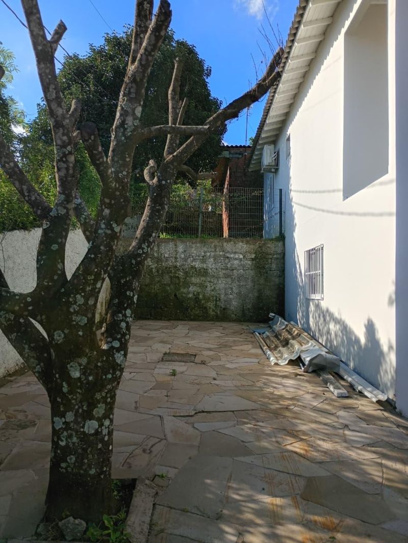 Casa com 2 quartos, 1 banheiro e 131m² à venda no bairro Guaruja, Parobe