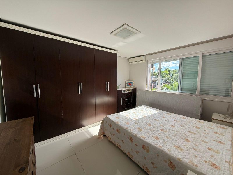 Casa com 2 quartos, 4 banheiros e 222m² à venda no bairro Figueira, Igrejinha