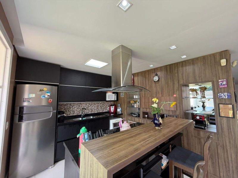 Casa com 2 quartos, 4 banheiros e 222m² à venda no bairro Figueira, Igrejinha