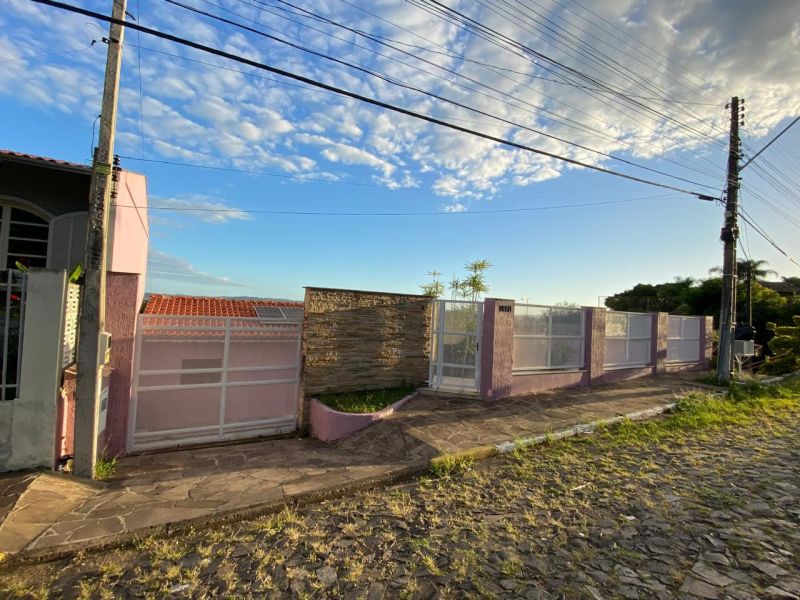 Casa com 2 quartos, 1 banheiro e 77m² à venda no bairro Nossa Senhora de Fatima, Taquara