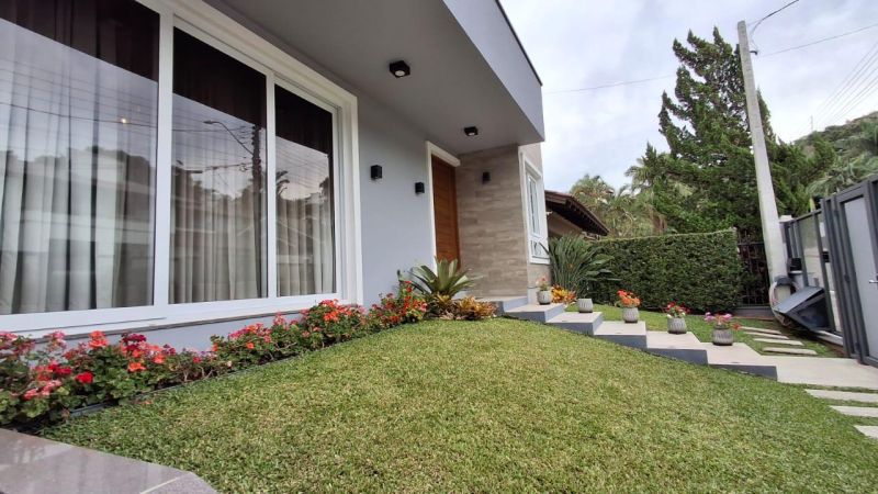 Casa com 2 quartos, 3 banheiros e 174m² à venda no bairro Nossa Senhora de Fatima, Taquara
