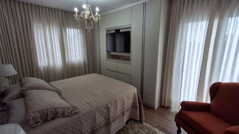 Casa com 2 quartos, 3 banheiros e 174m² à venda no bairro Nossa Senhora de Fatima, Taquara