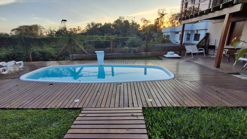 Casa com 2 quartos, 3 banheiros e 240m² à venda no bairro Nossa Senhora de Fatima, Taquara