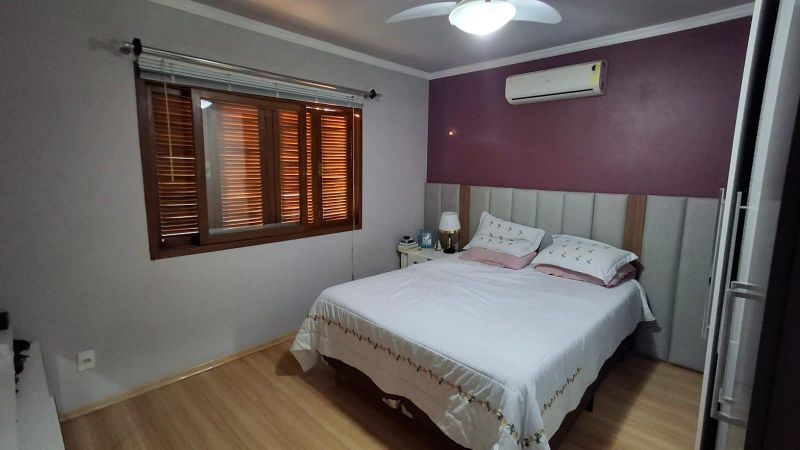 Casa com 2 quartos, 3 banheiros e 240m² à venda no bairro Nossa Senhora de Fatima, Taquara