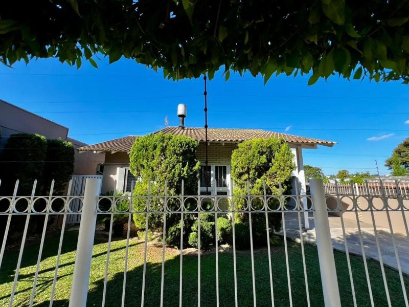 Casa com 3 quartos, 3 banheiros e 164m² à venda no bairro Nossa Senhora de Fatima, Taquara