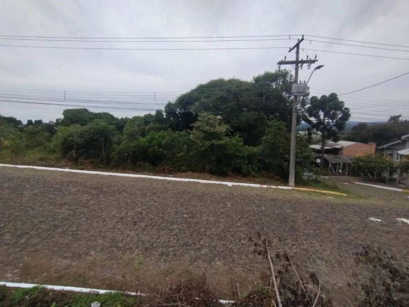 Terreno à venda no bairro Nossa Senhora de Fatima, Taquara