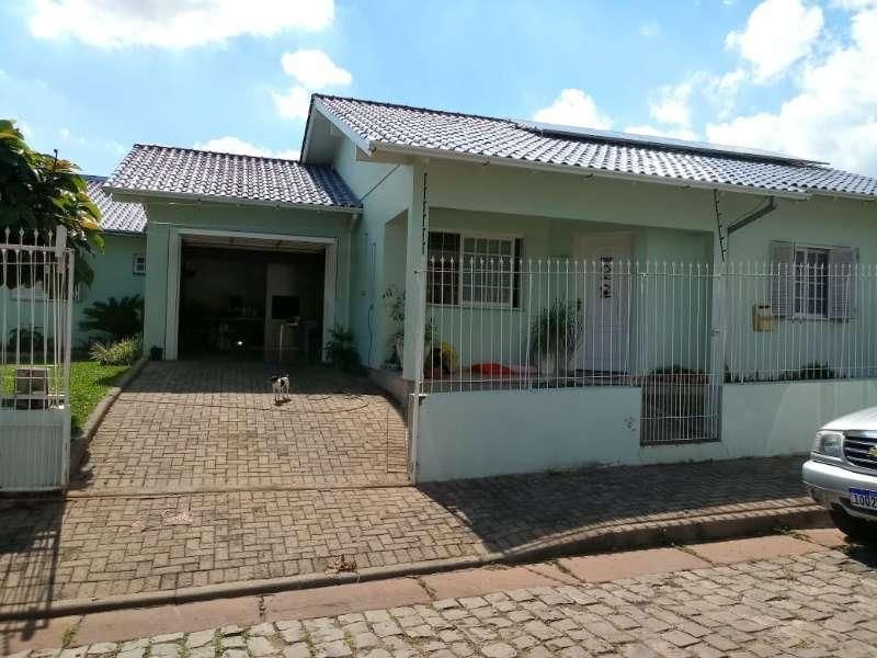 Casa com 2 quartos, 2 banheiros e 190m² à venda no bairro Nossa Senhora de Fatima, Taquara