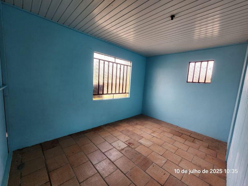 Casa com 3 quartos e 1 banheiro à venda no bairro Guarani, Parobe
