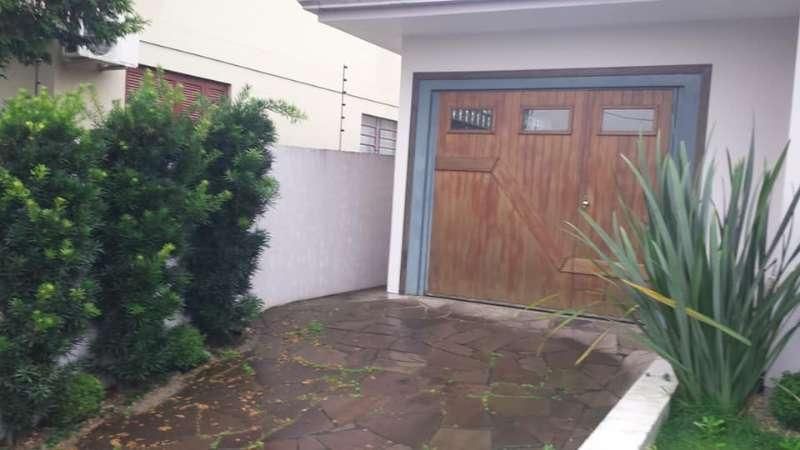 Casa com 3 quartos, 2 banheiros e 126m² à venda no bairro Nossa Senhora de Fatima, Taquara