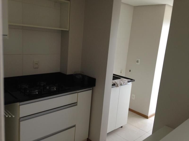 Apartamento com 1 quarto, 2 banheiros e 79m² à venda no bairro Centro, Taquara