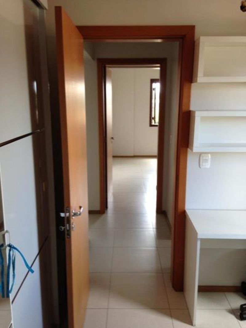 Apartamento com 1 quarto, 2 banheiros e 79m² à venda no bairro Centro, Taquara
