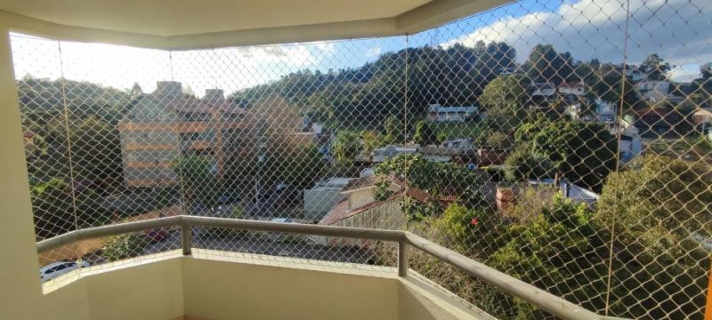Apartamento com 1 quarto, 1 banheiro e 122m² à venda no bairro Sagrada Familia, Taquara