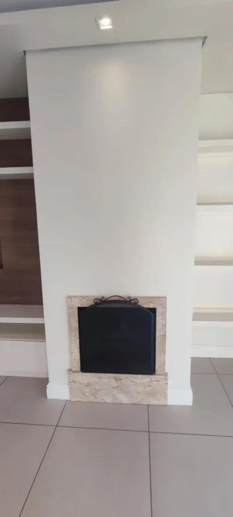 Apartamento com 1 quarto, 1 banheiro e 122m² à venda no bairro Sagrada Familia, Taquara