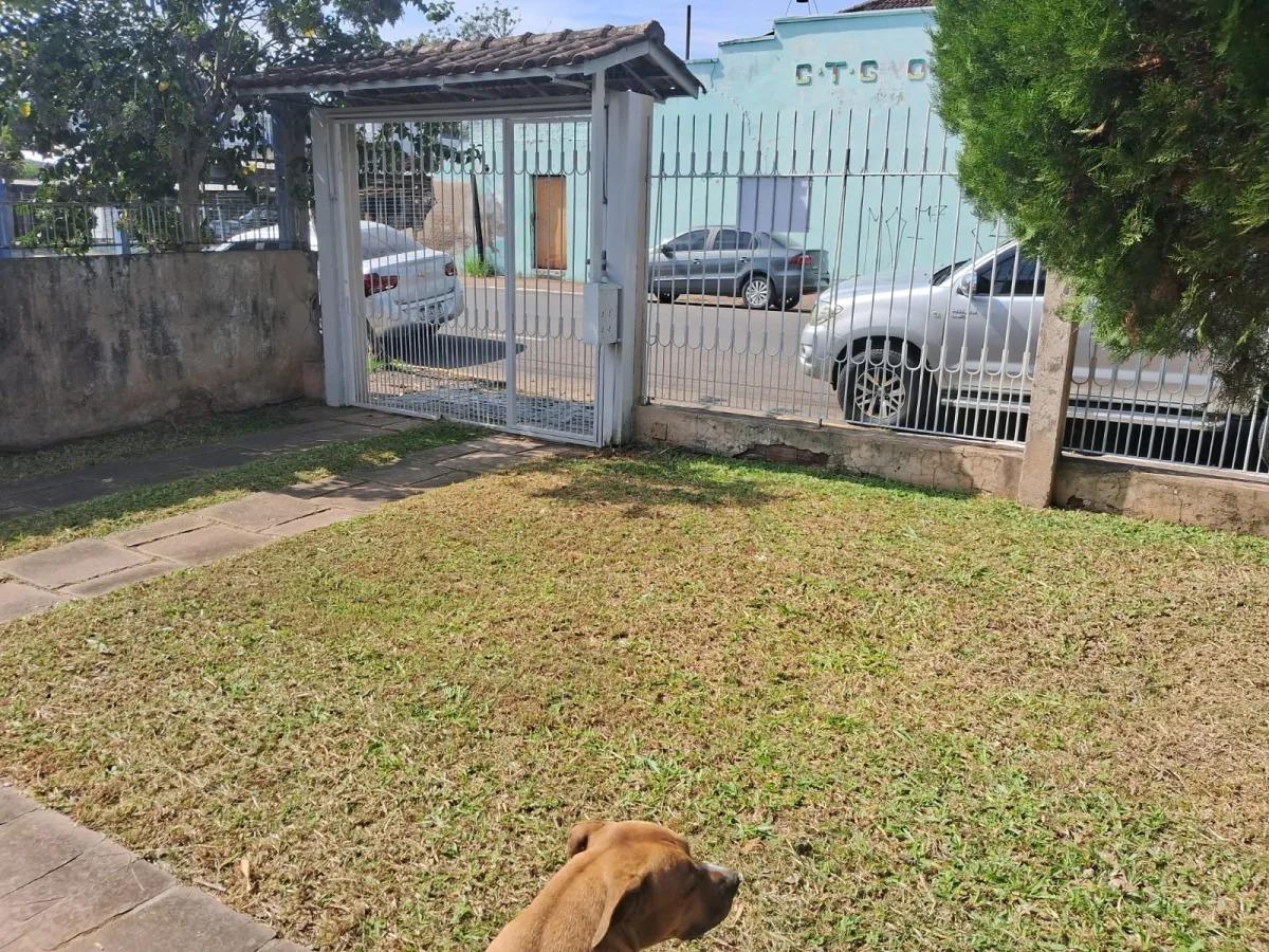 Casa com 3 quartos e 2 banheiros à venda no bairro Centro, Taquara