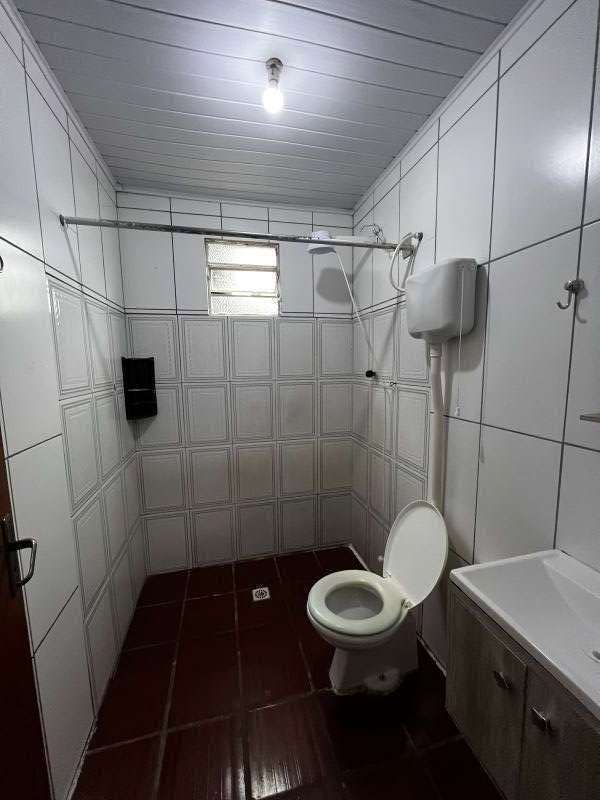 Casa com 2 quartos e 1 banheiro para alugar no bairro Santa Terezinha, Taquara