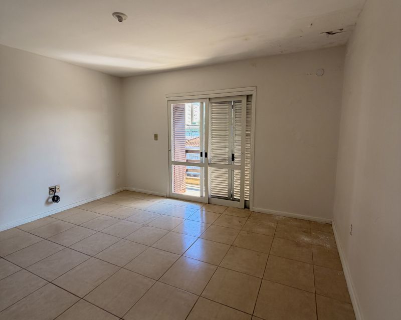 Apartamento com 3 quartos para alugar no bairro Centro, Taquara