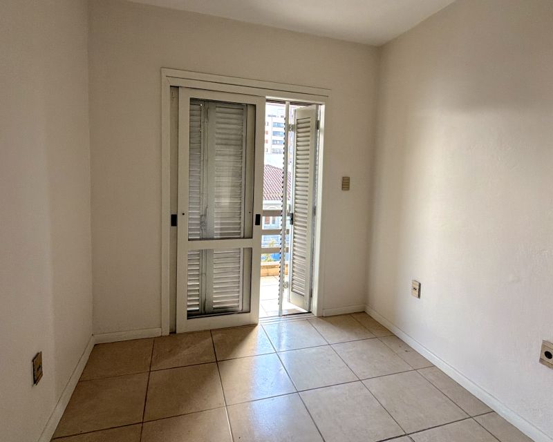 Apartamento com 3 quartos para alugar no bairro Centro, Taquara
