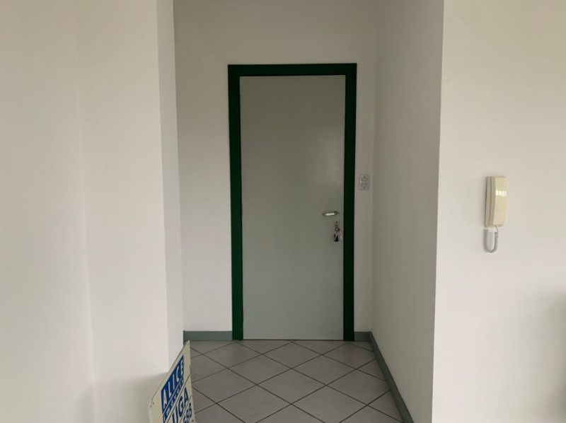 Sala Superior com 1 banheiro e 38m² para alugar no bairro Centro, Parobe