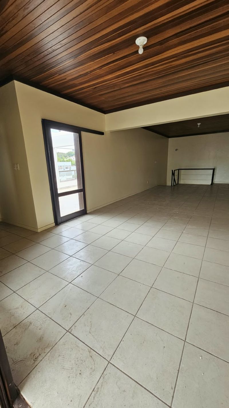 Apartamento com 4 quartos para alugar no bairro Centro, Taquara
