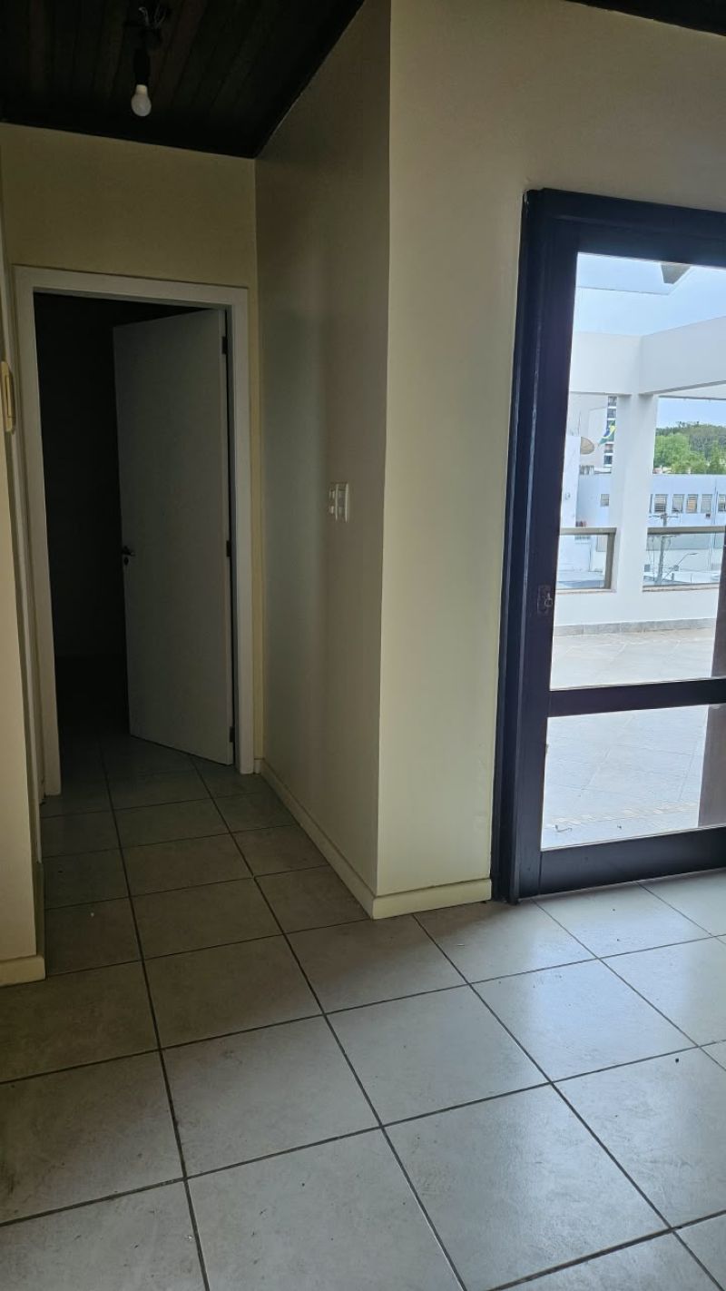 Apartamento com 4 quartos para alugar no bairro Centro, Taquara