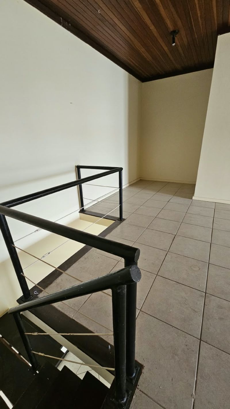 Apartamento com 4 quartos para alugar no bairro Centro, Taquara