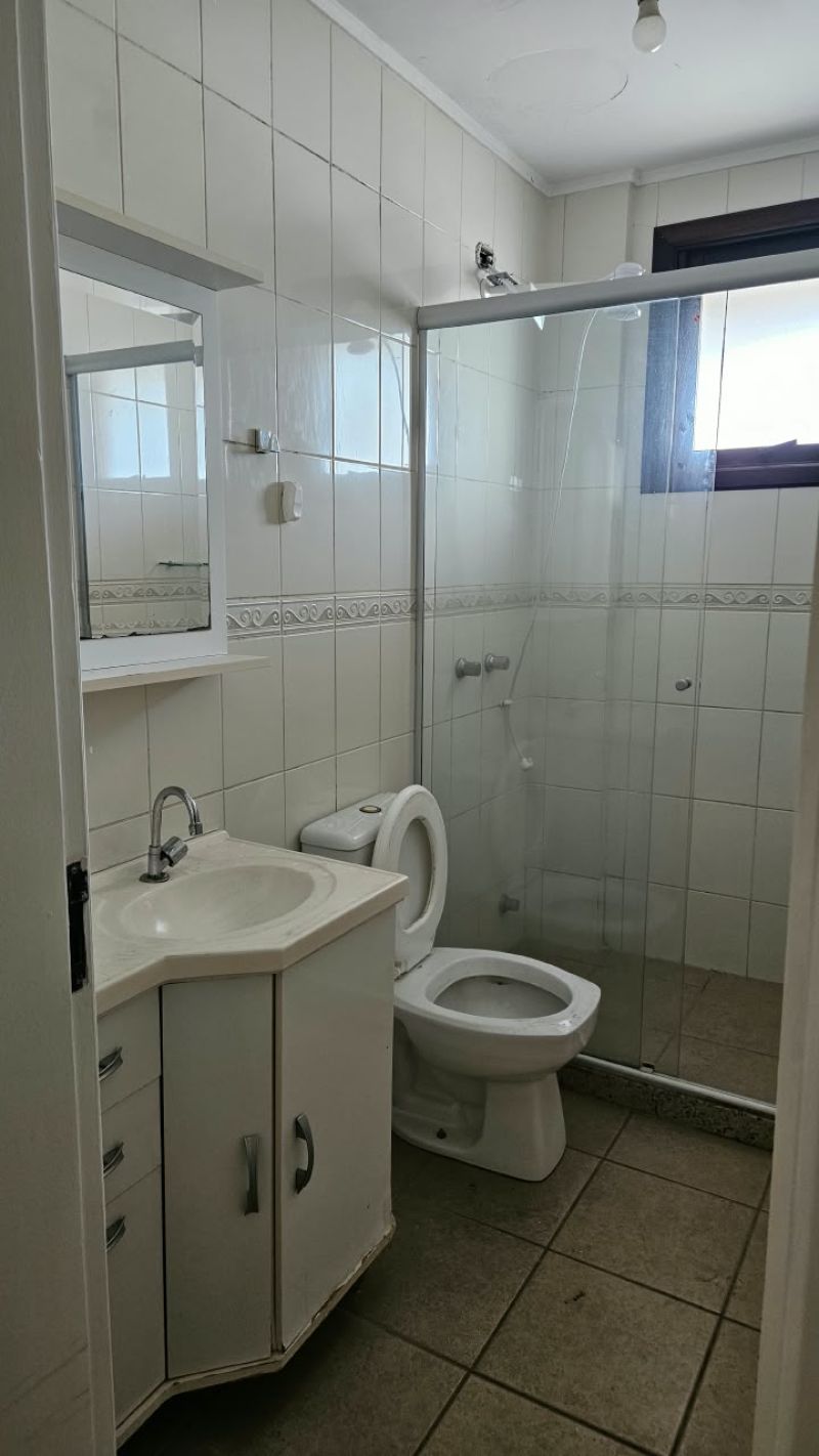 Apartamento com 4 quartos para alugar no bairro Centro, Taquara