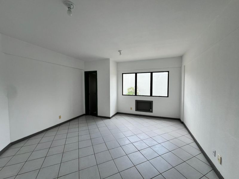 Sala Superior com 1 banheiro e 40m² para alugar no bairro Centro, Parobe