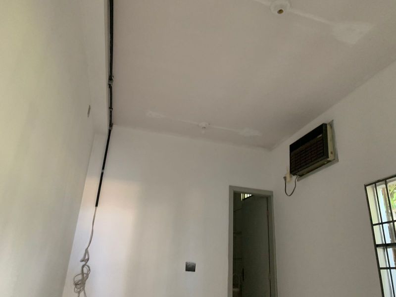 Sala para alugar no bairro Centro, Parobe