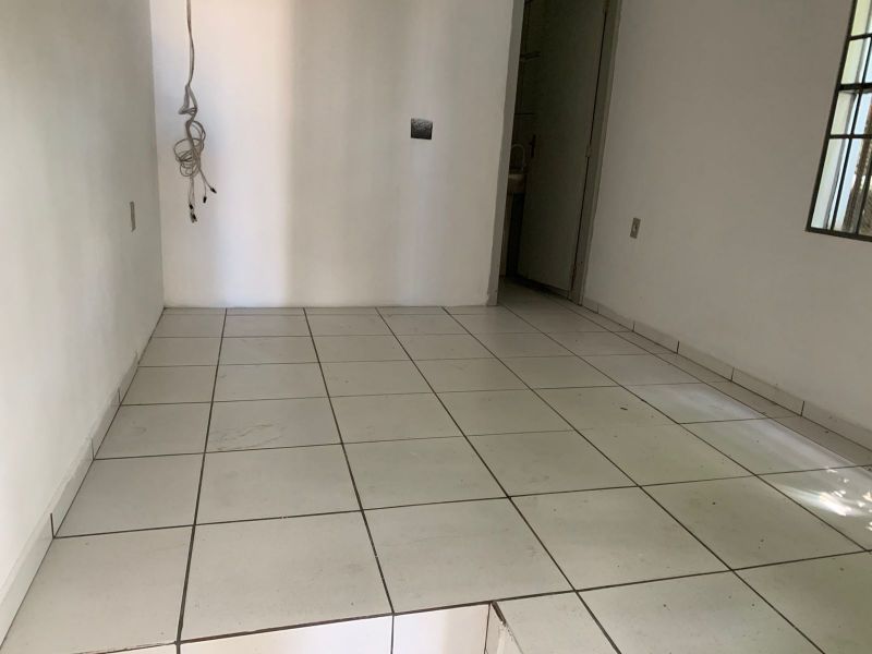 Sala para alugar no bairro Centro, Parobe