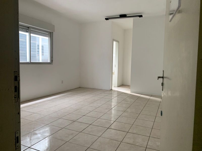 Sala Superior com 25m² para alugar no bairro Centro, Parobe