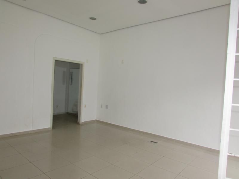 Sala para alugar no bairro Centro, Taquara
