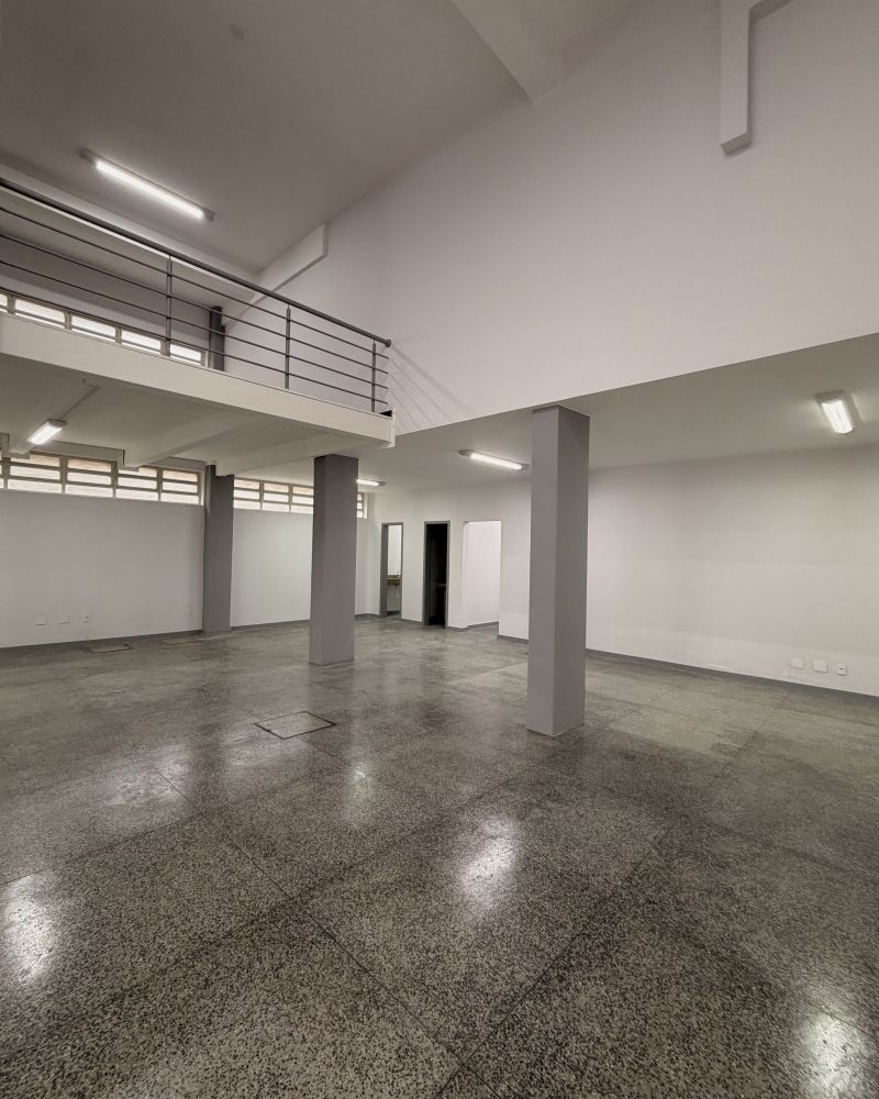 Sala com 1 banheiro para alugar no bairro Centro, Taquara
