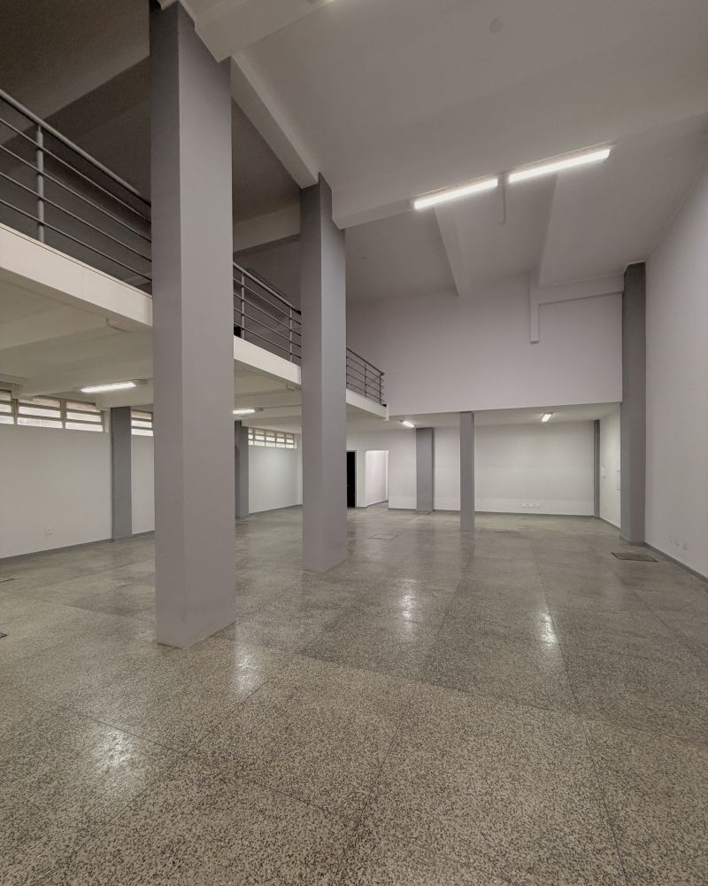 Sala com 1 banheiro para alugar no bairro Centro, Taquara
