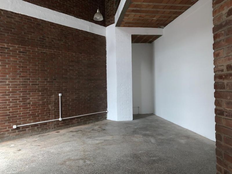 Sala para alugar no bairro Centro, Parobe