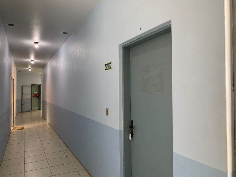 Sala Superior com 27m² para alugar no bairro Centro, Parobe