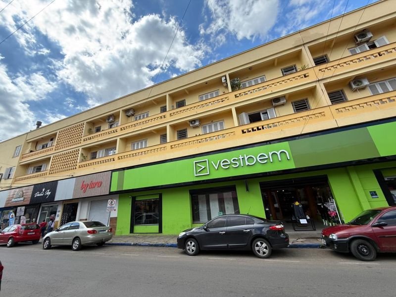 Apartamento com 2 quartos e 1 banheiro para alugar no bairro Centro, Taquara