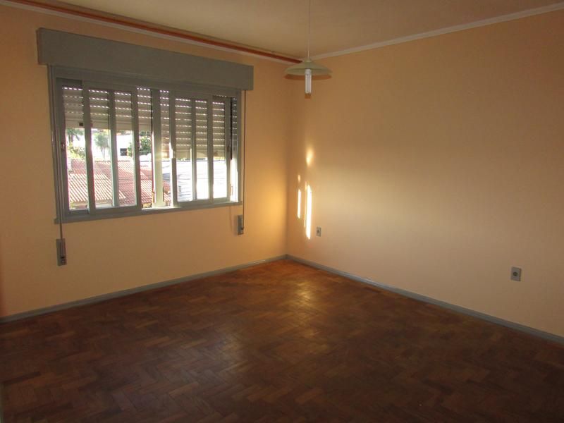 Apartamento com 3 quartos para alugar no bairro Petropolis, Taquara