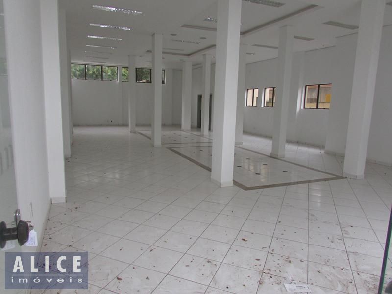 Sala com 175m² para alugar no bairro Centro, Parobe