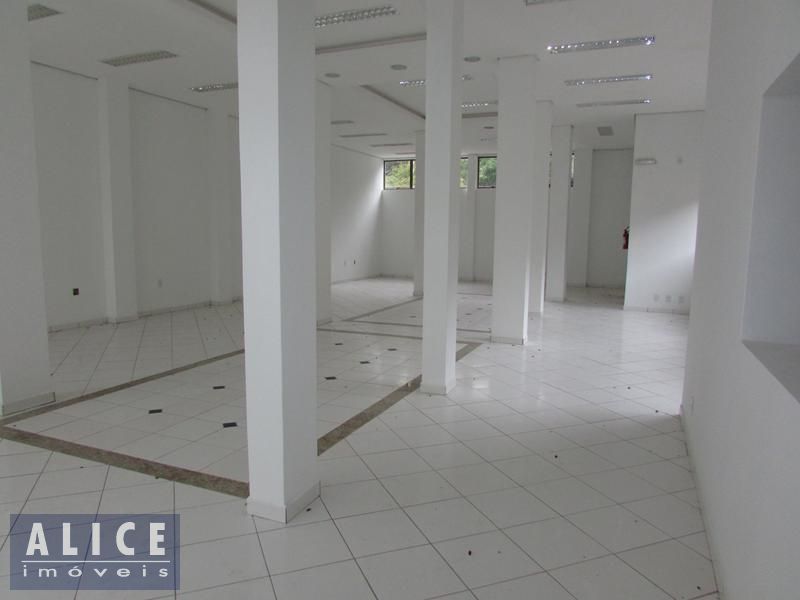 Sala com 175m² para alugar no bairro Centro, Parobe