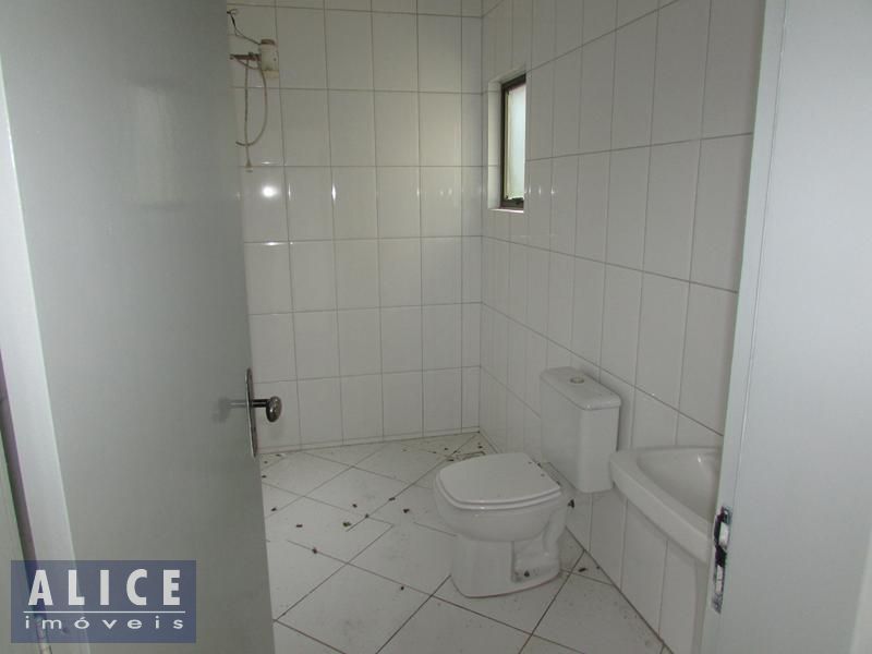 Sala com 175m² para alugar no bairro Centro, Parobe