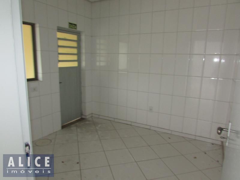 Sala com 175m² para alugar no bairro Centro, Parobe